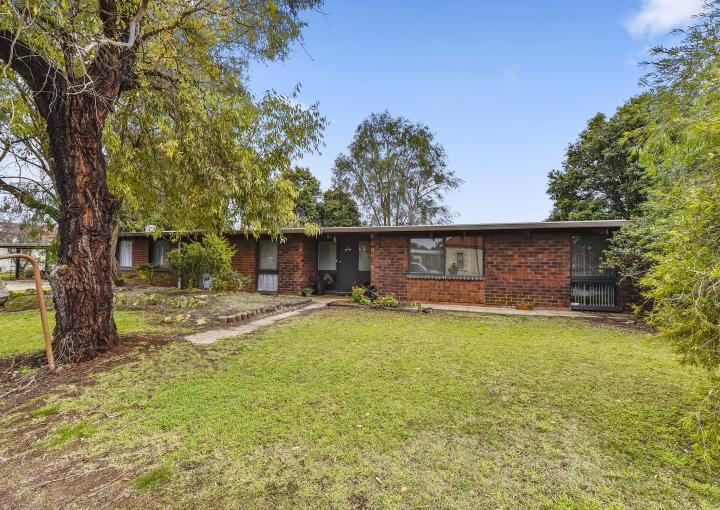 19 Young St, Penola