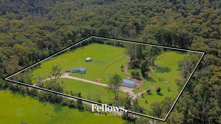 A rarity retreat on 10-acres!