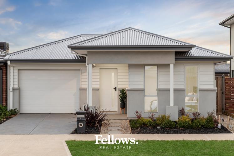 Stylish, Spacious, & Move-in ready
