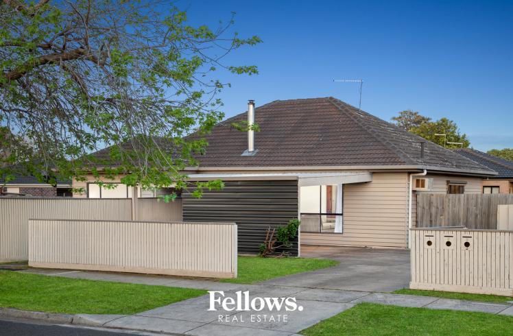 Timeless Comfort Meets Central Convenience