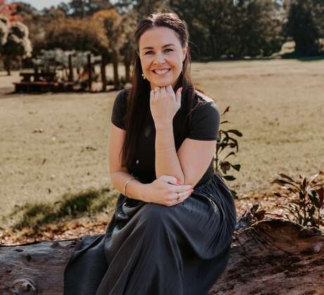 Lisa Eakins photo