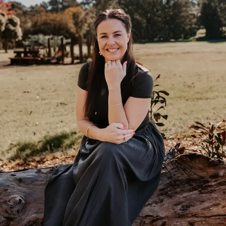 Lisa Eakins