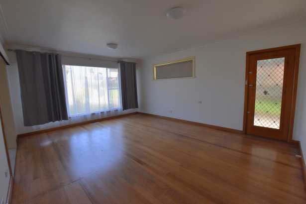 RENTERS WANTED...