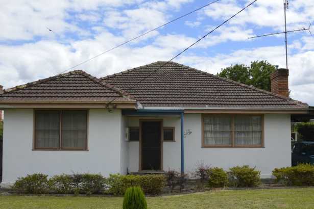 RENTERS WANTED...