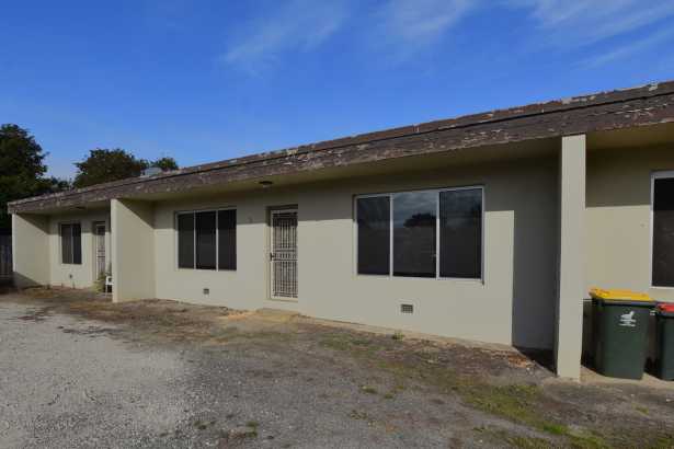 RENTERS WANTED...