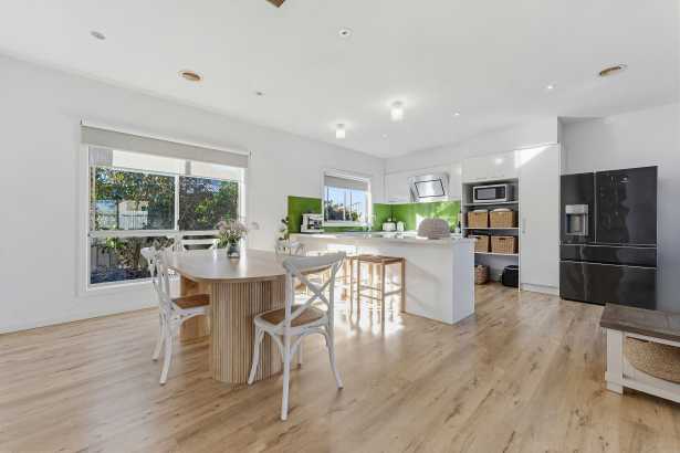 Spacious Family Living with Side Access on Over 600sqm