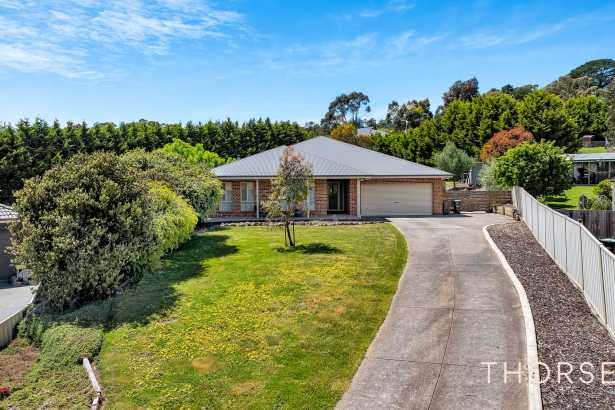 Elevated Family Living on over 1,500m² with Views Over Kilmore's Mannagum estate!