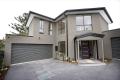 Close to Dandenong Primary School & Plaza