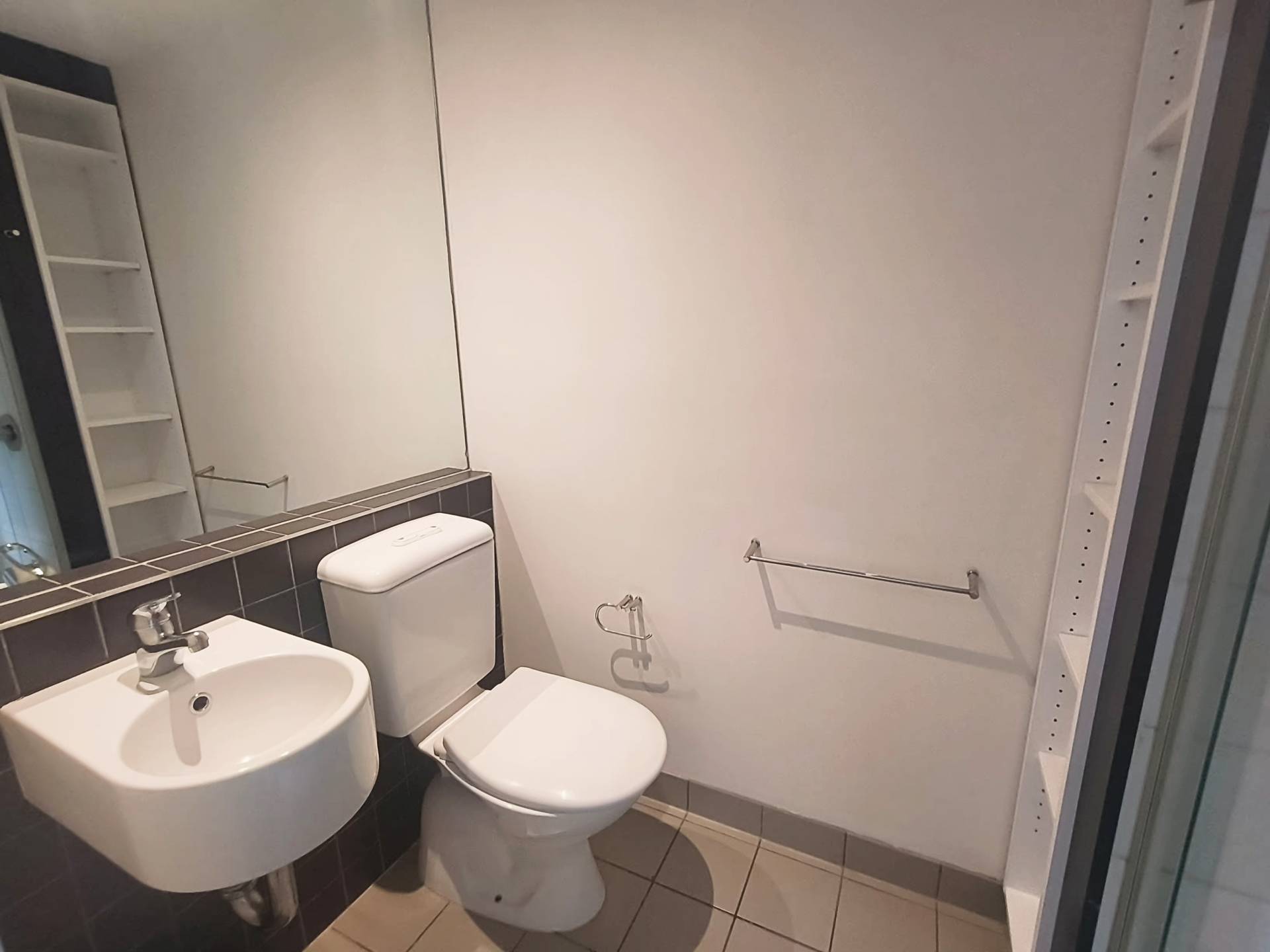 414, 127-133 Leicester Street, Carlton - Thumbnail 5