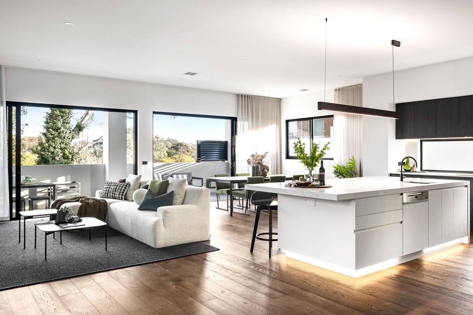 62 Valley Parade, Glen Iris - Thumbnail 2