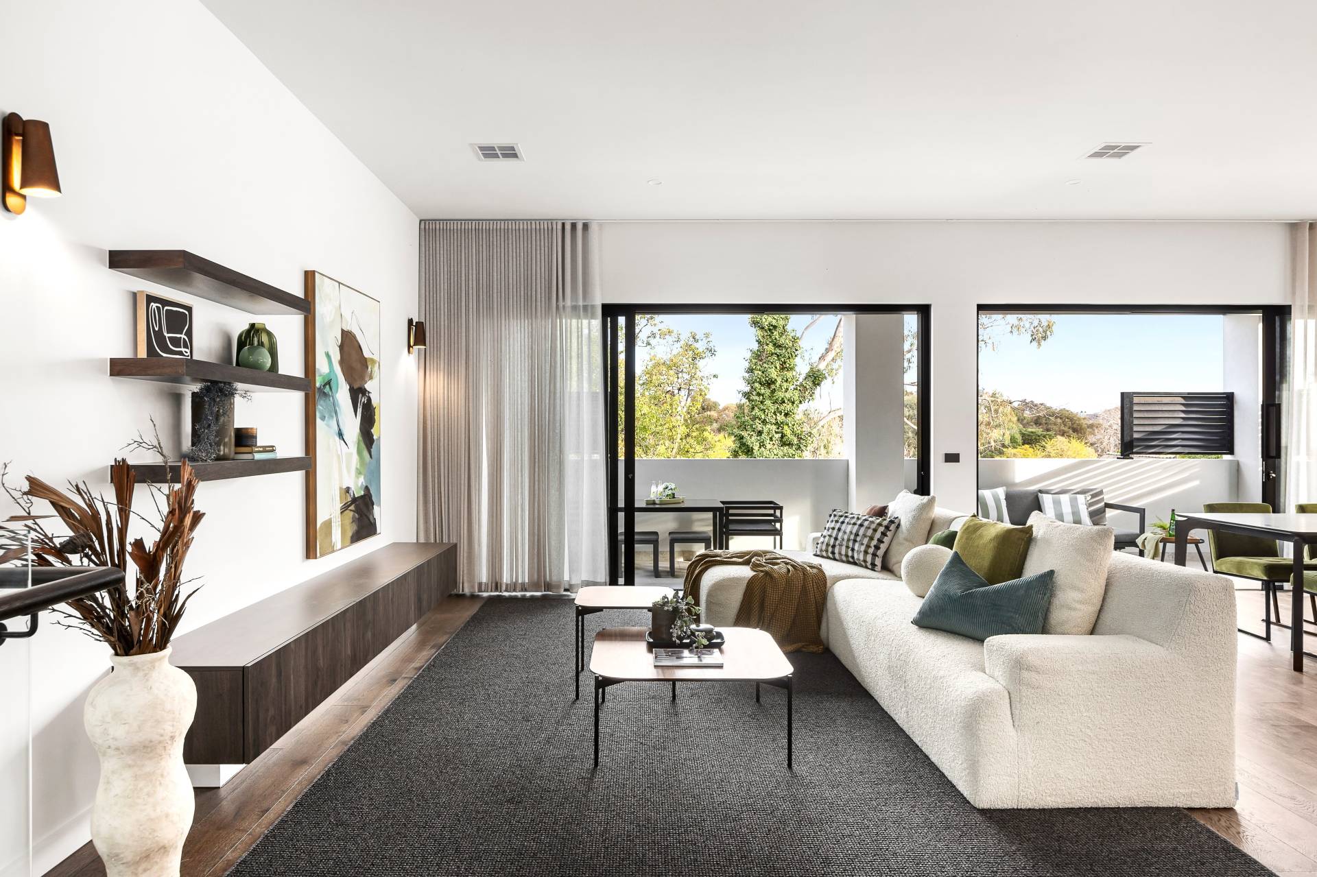 62 Valley Parade, Glen Iris - Thumbnail 3