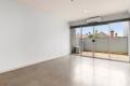 Large 2 storey 3 bedroom apartment with stunning northern light