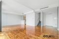 Aurora Sub-Penthouse Living - Split Over Two Levels With Panoramic Bay Views