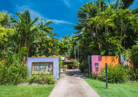 Pink Real Estate Port Douglas Flamingo Intimate And Private Pink Flamingo Intimate And Private Resort Hotel In Port Douglas