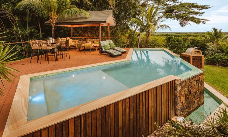 Port Douglas Alamanda Estate w/ Pool & Ocean Views