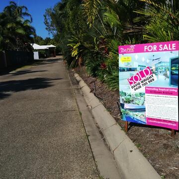 Liz & Peter Stewart testimonial image