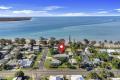 White Beaches - Ocean Views - Close to Shops & Boat Ramp