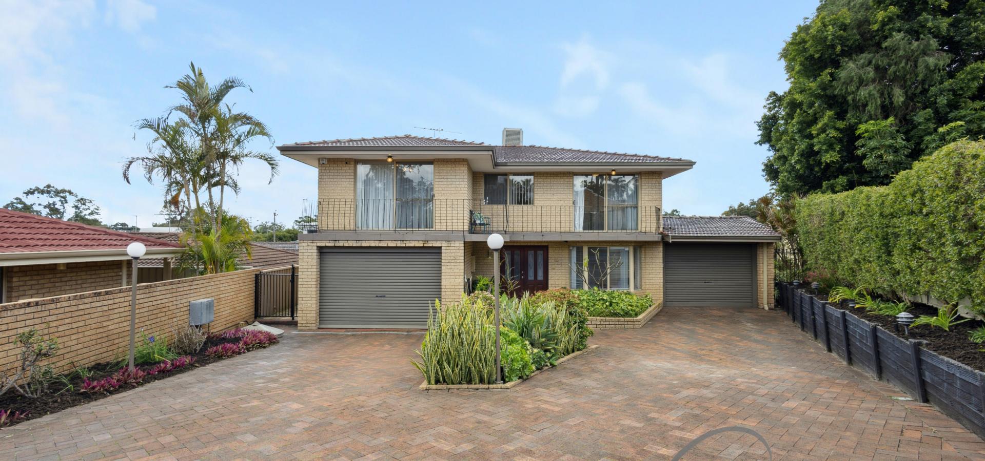 UNDER OFFER!