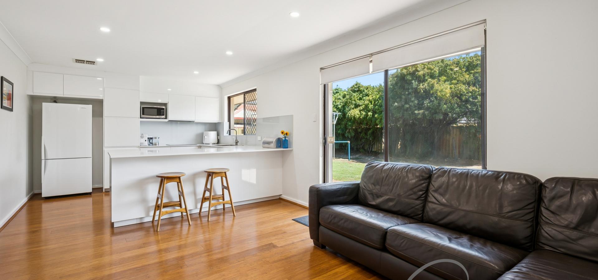 NEW PRICE! LOVELY HOME WITHIN OBERTHUR PRIMARY & OPTIONAL WILLETTON HIGH SCHOOL ZONES!