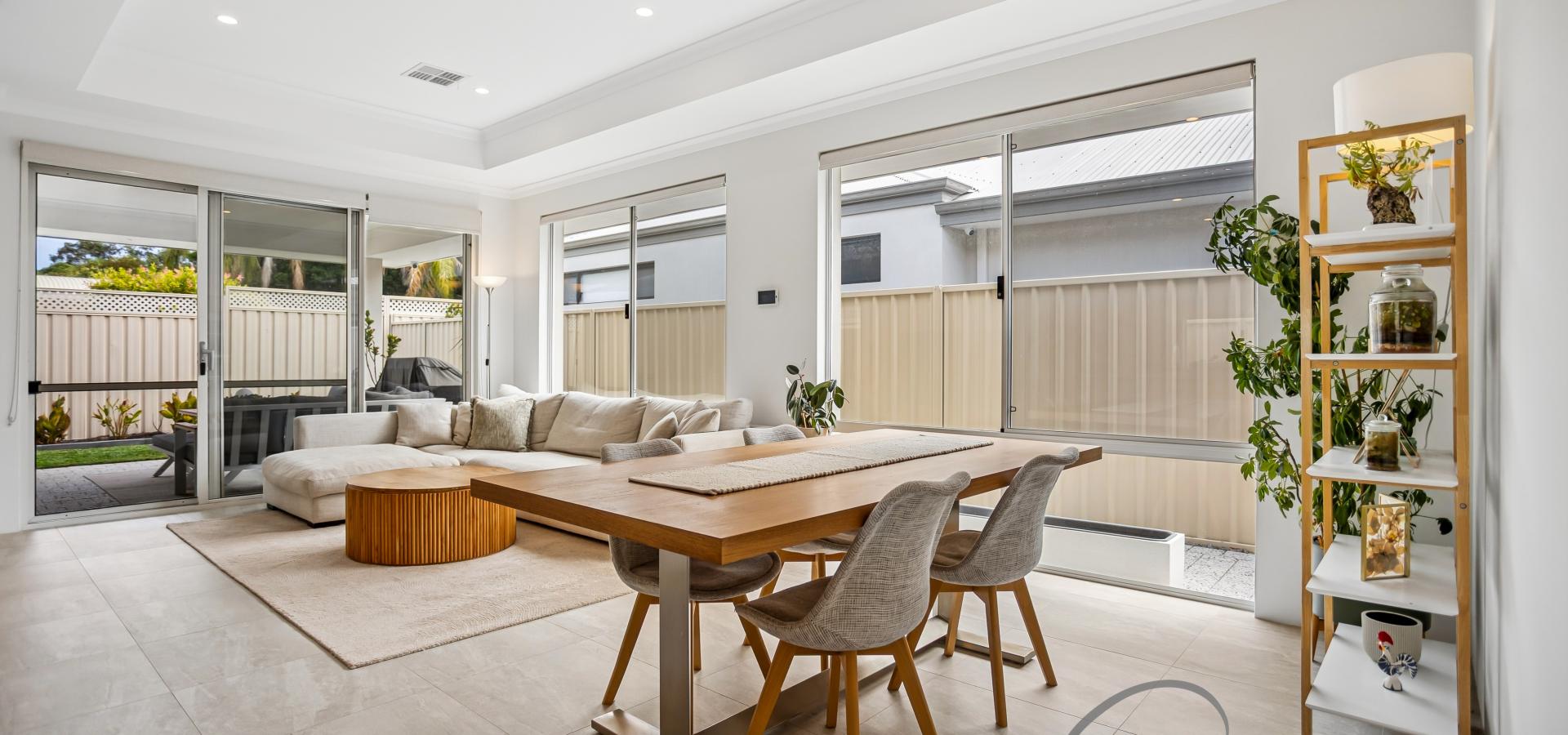 FABULOUS MODERN HOME!