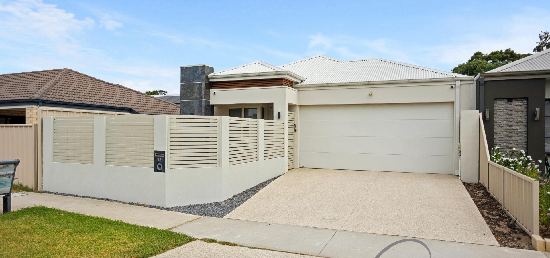 FABULOUS MODERN HOME!