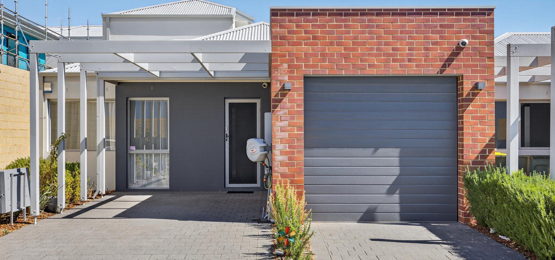 EASY CARE HOME! GREAT BUY!