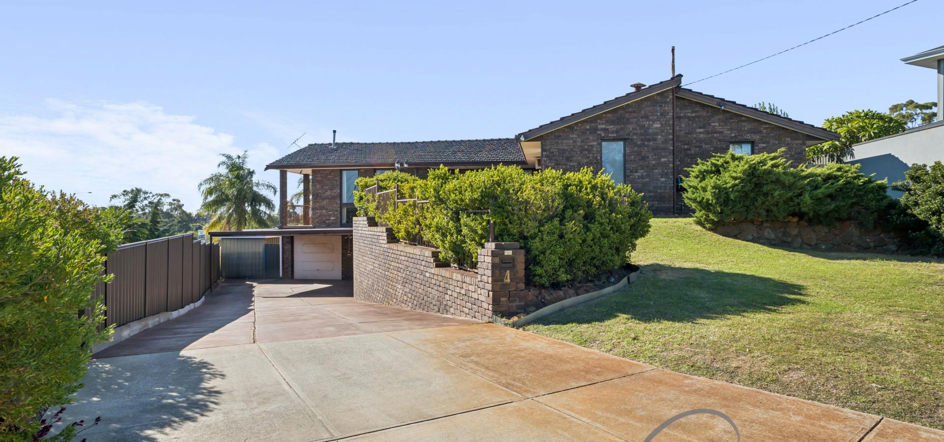 RHSZ HOME WITH CAPTIVATING CITY VIEW!