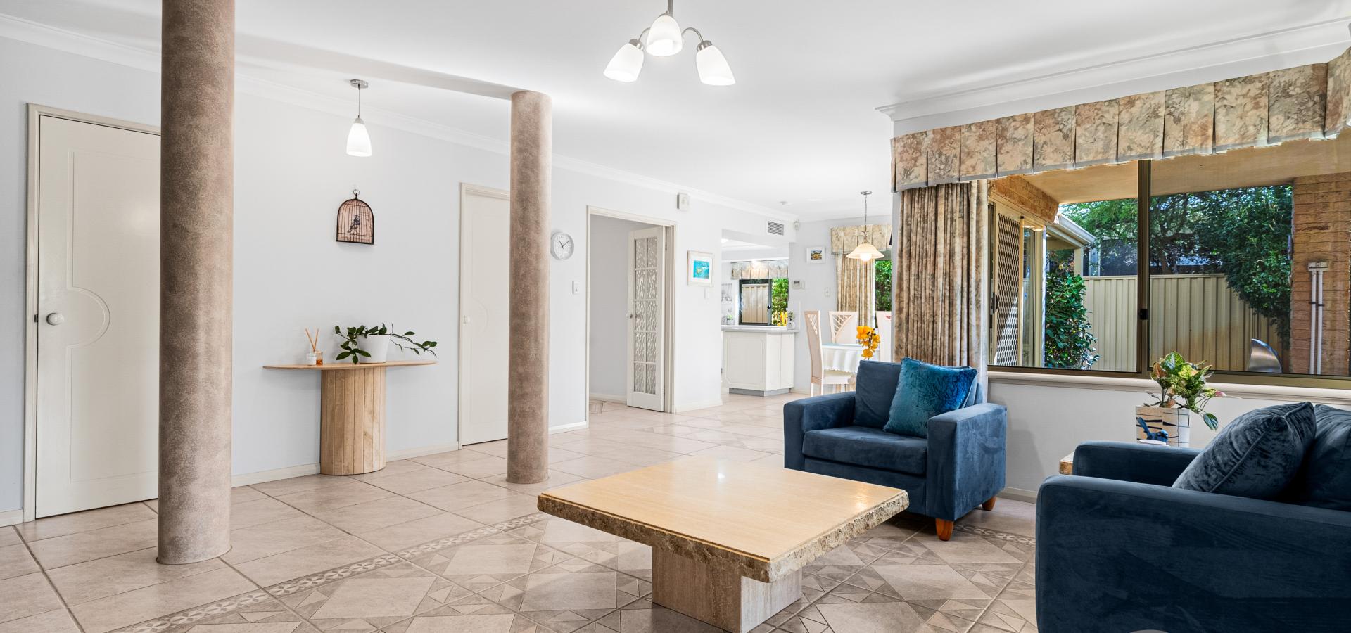 ALL OFFERS PRESENTED! IMMACULATE FAMILY HOME NEXT TO WINTHROP PRIMARY SCHOOL