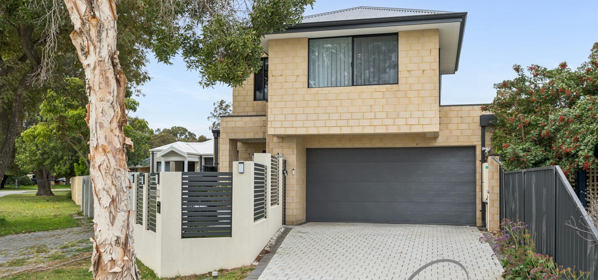 PRICED TO SELL! CIRCA 2021 BUILT GREEN TITLE STREET FACING MODERN LUXURY HOME