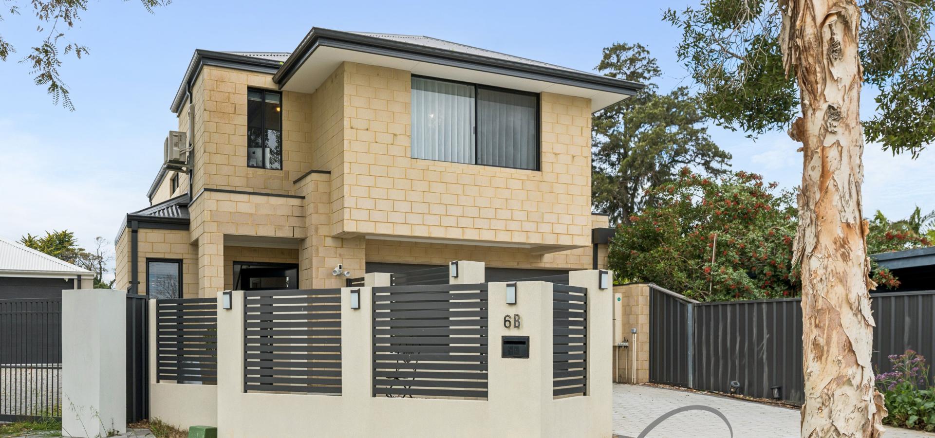 CIRCA 2021 BUILT GREEN TITLE STREET FACING MODERN LUXURY HOME
