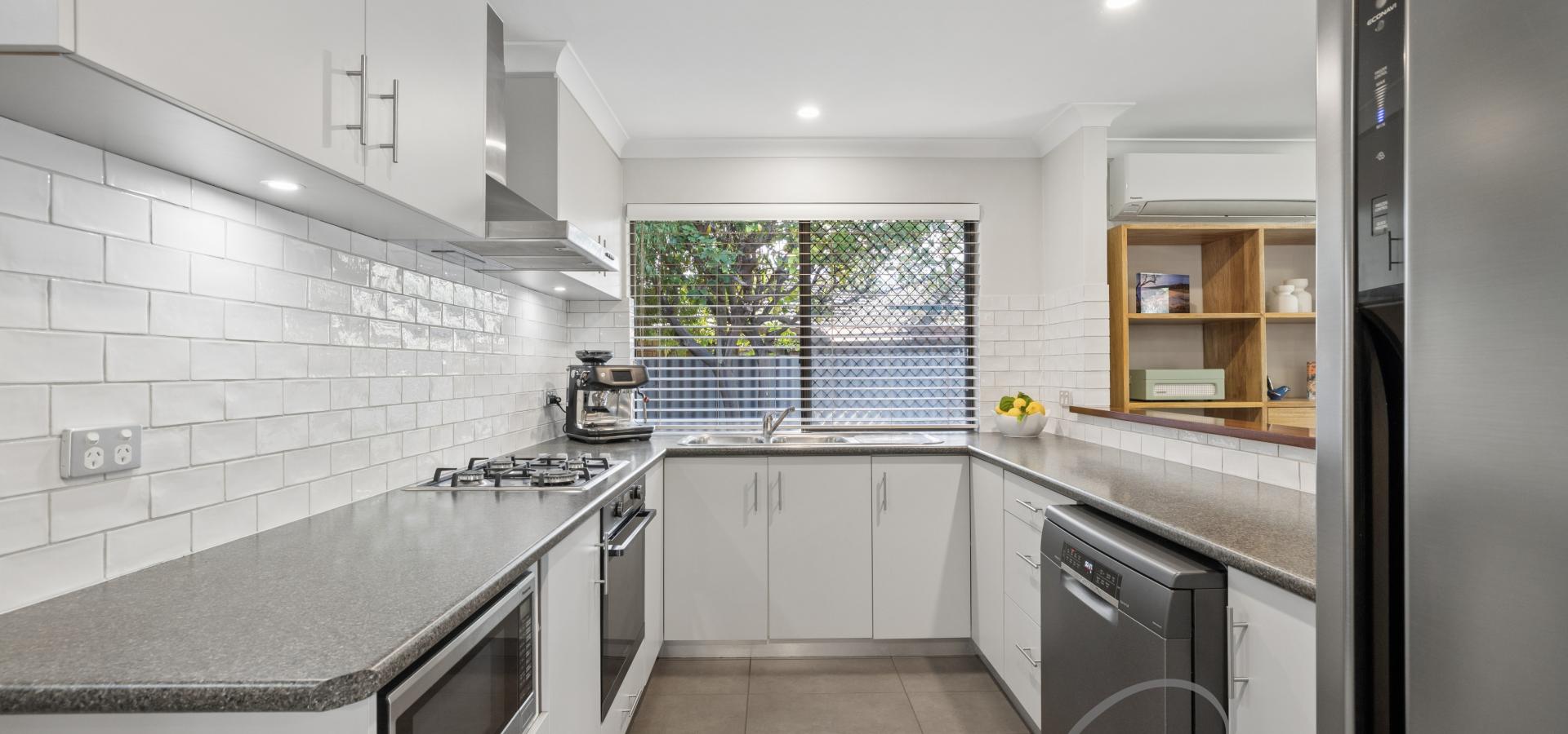 RENOVATED FAMILY HOME IN CUL DE SAC