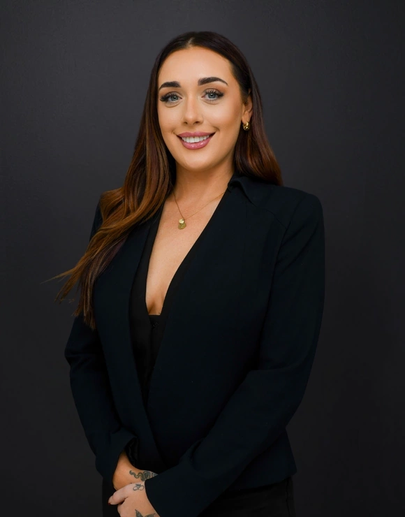 Tayla Harris consultant-image