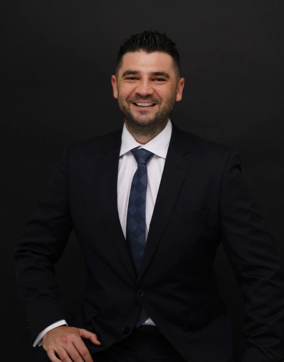 Ardie Begovic consultant-image