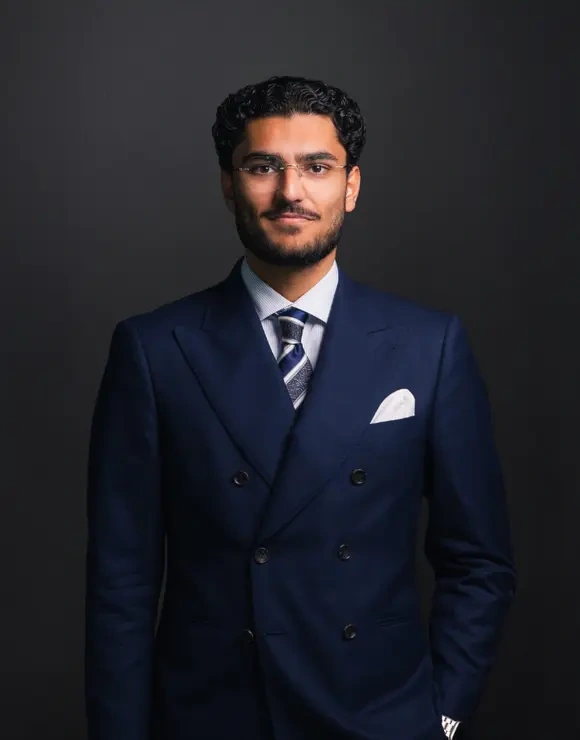 Mudeem Virk consultant-image