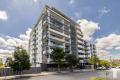 Modern Corner Apartment 400m from Westfield