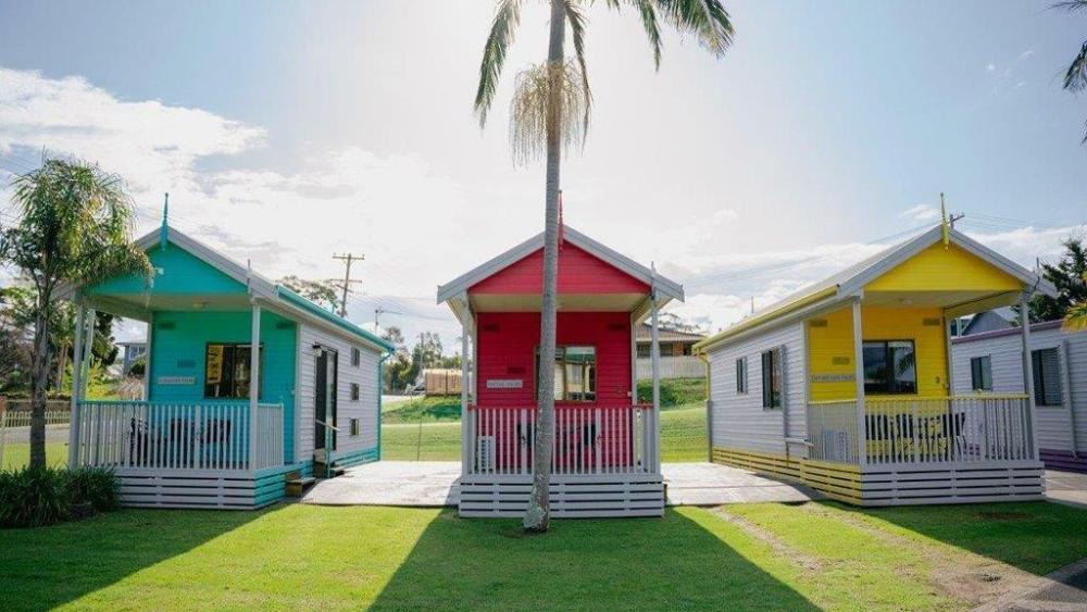 NSW SOUTH COAST IMMACULATE SEASIDE CARAVAN PARK AND EXECUTIVE STYLE