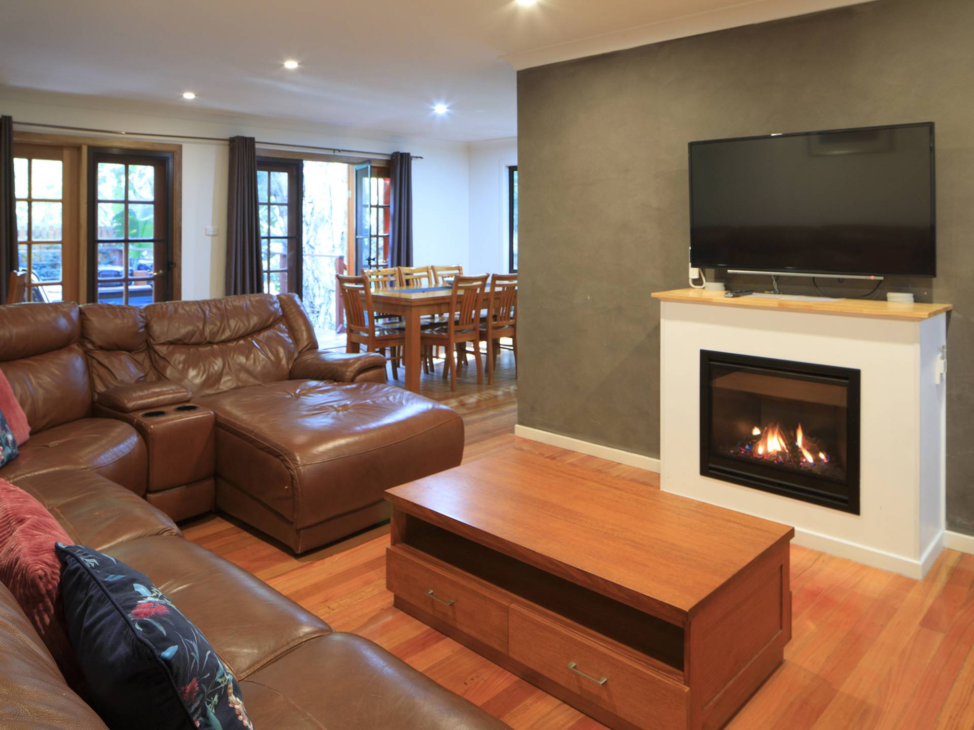 showcasing-the-best-the-coast-has-to-offer-2767mf