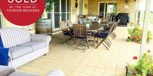 Leonie & Graham Toole testimonial image