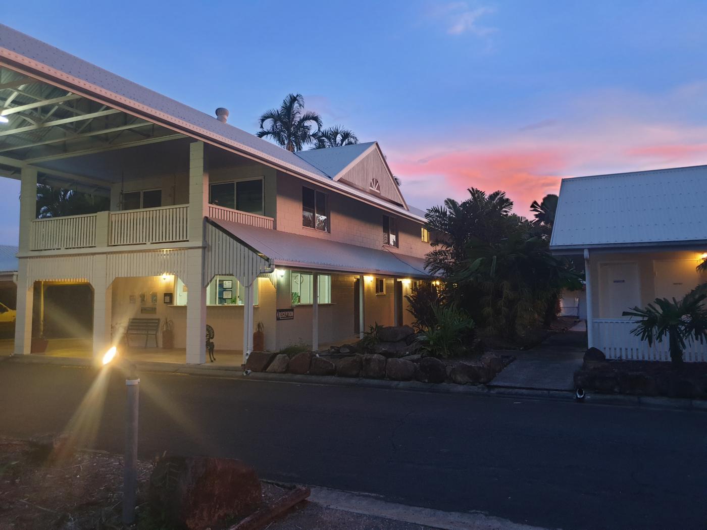 leasehold motel accommodation business for sale
