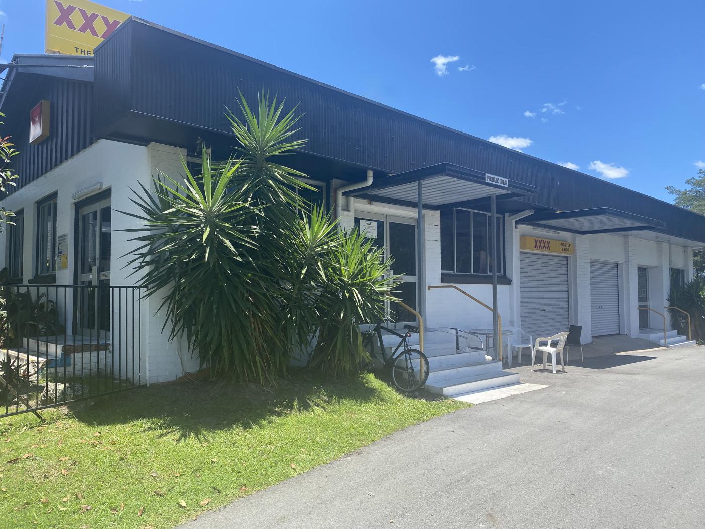 freehold hotel pub motel accommodation for sale