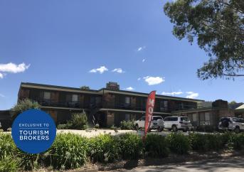 EILDON LAKE MOTEL,  OPEN FOR BUSINESS ALL YEAR ROUND! - 2494MF