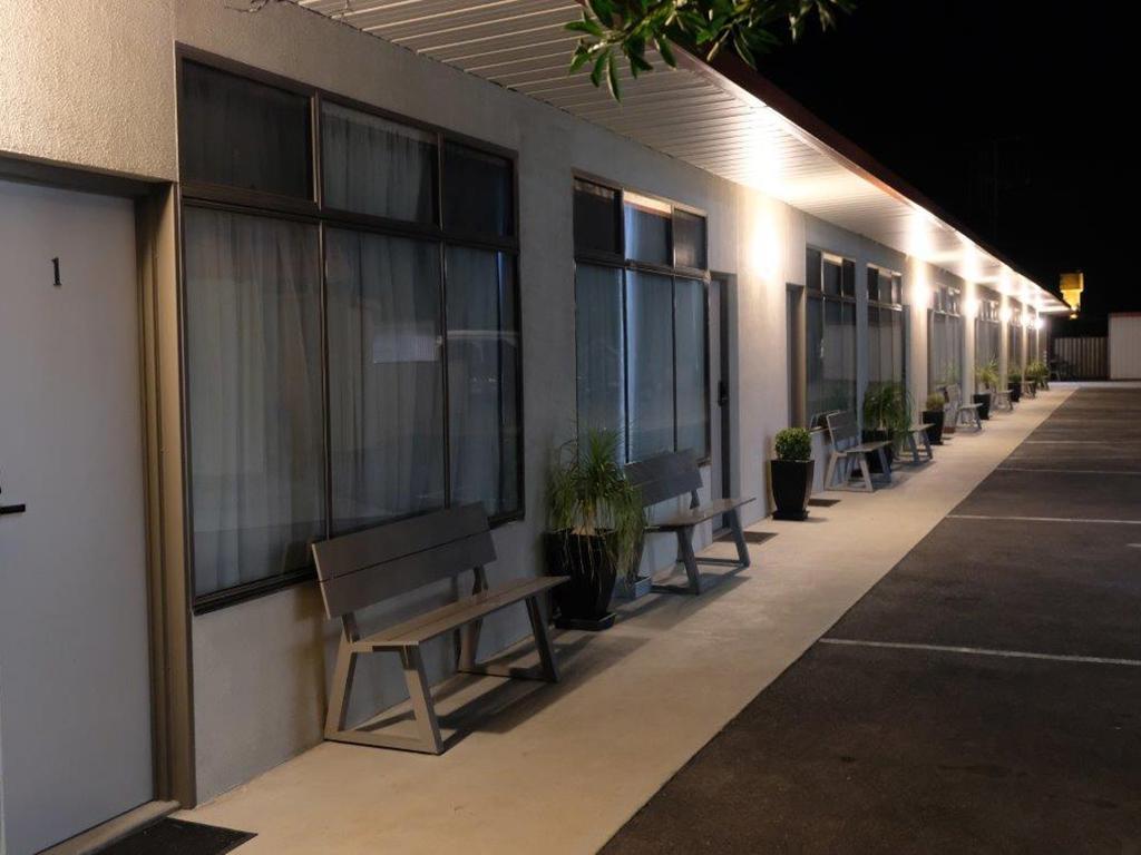 leasehold motel accommodation business for sale