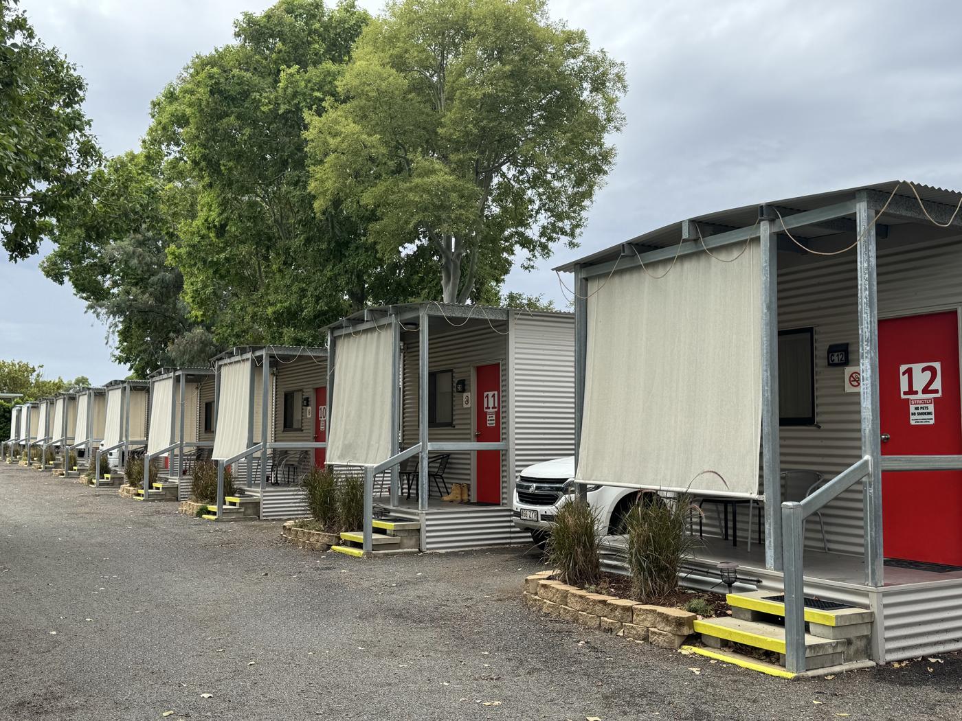 freehold motel park accommodation business