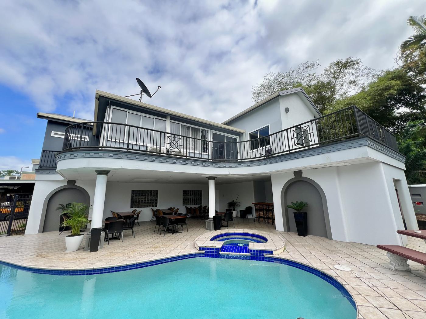 freehold hotel accommodation business for sale