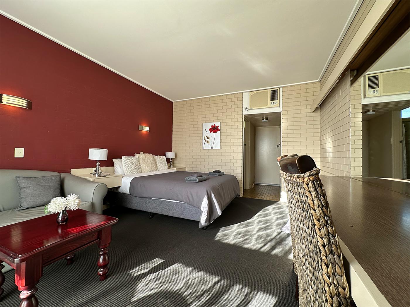 leasehold motel accommodation business for sale