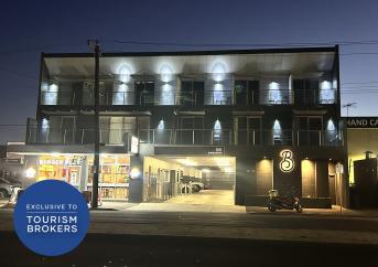 PRESTIGE LOCATION AND ACCOMODATION IN THRIVING VICTORIA’S SECOND LARGEST CITY - 2876MF