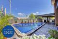 LARGE PROFITABLE LEASEHOLD MOTEL, IN FNQ LARGEST CITY - 2324ML