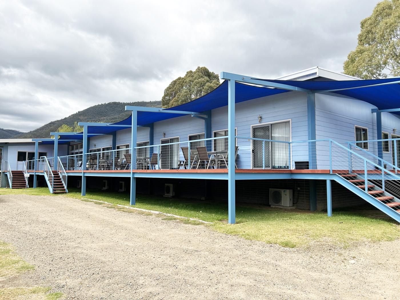 freehold motel accommodation retreat