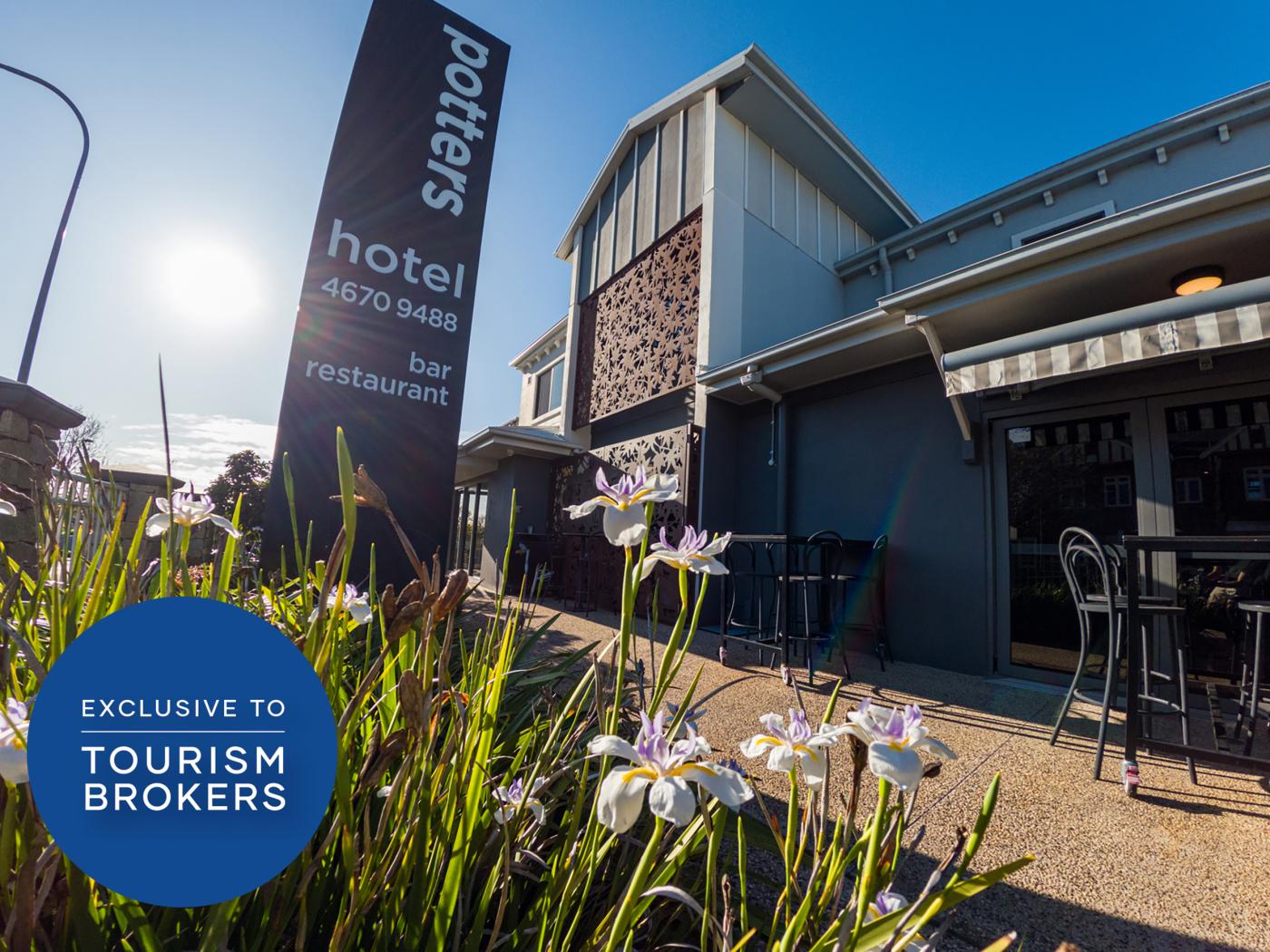 leasehold motel hotel restaurant accommodation business for sale