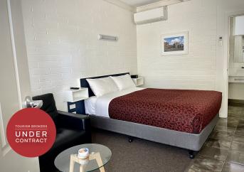 AN ABSOLUTE RIPPER LEASEHOLD MOTEL - 2682ML